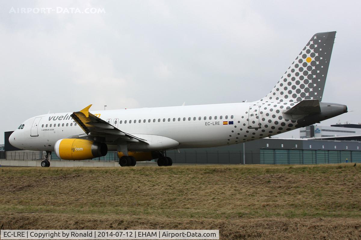 EC-LRE, 2002 Airbus A320-232 C/N 1914, at spl