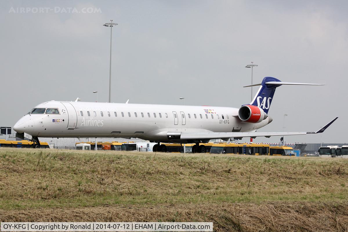OY-KFG, 2009 Bombardier CRJ-900ER (CL-600-2D24) C/N 15237, at spl