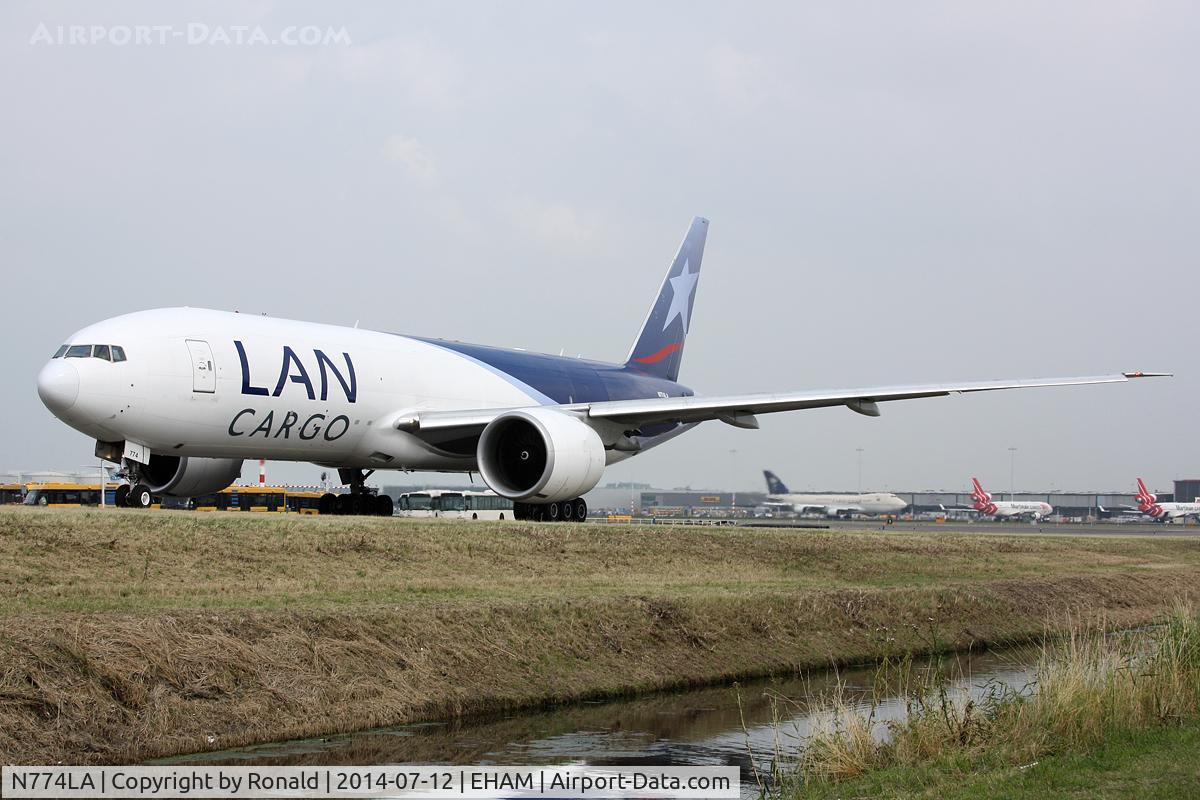 N774LA, 2009 Boeing 777-F6N C/N 37710, at spl