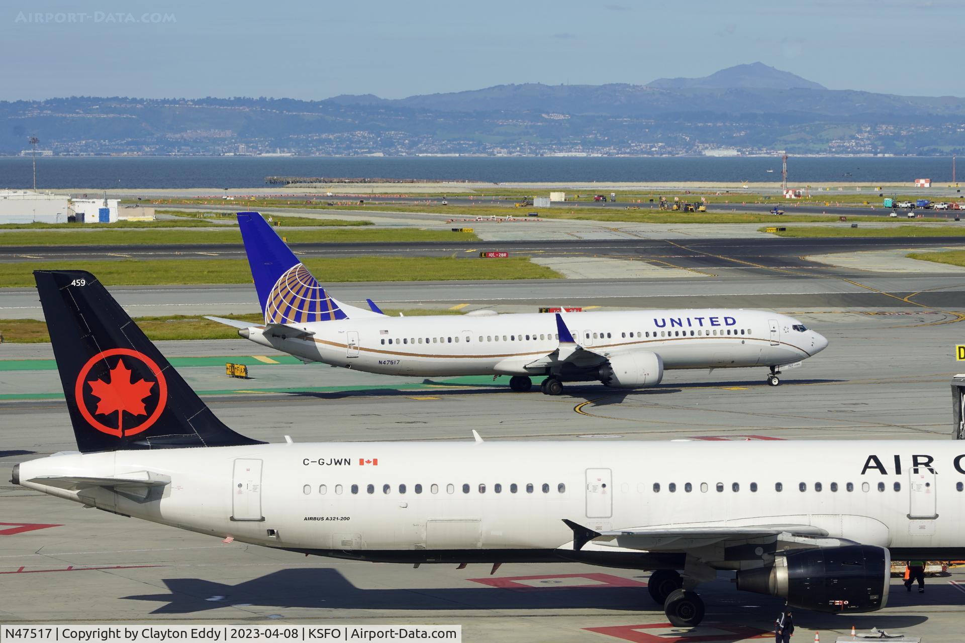 N47517, 2019 Boeing 737-9 MAX C/N 43456, SFO 2023.