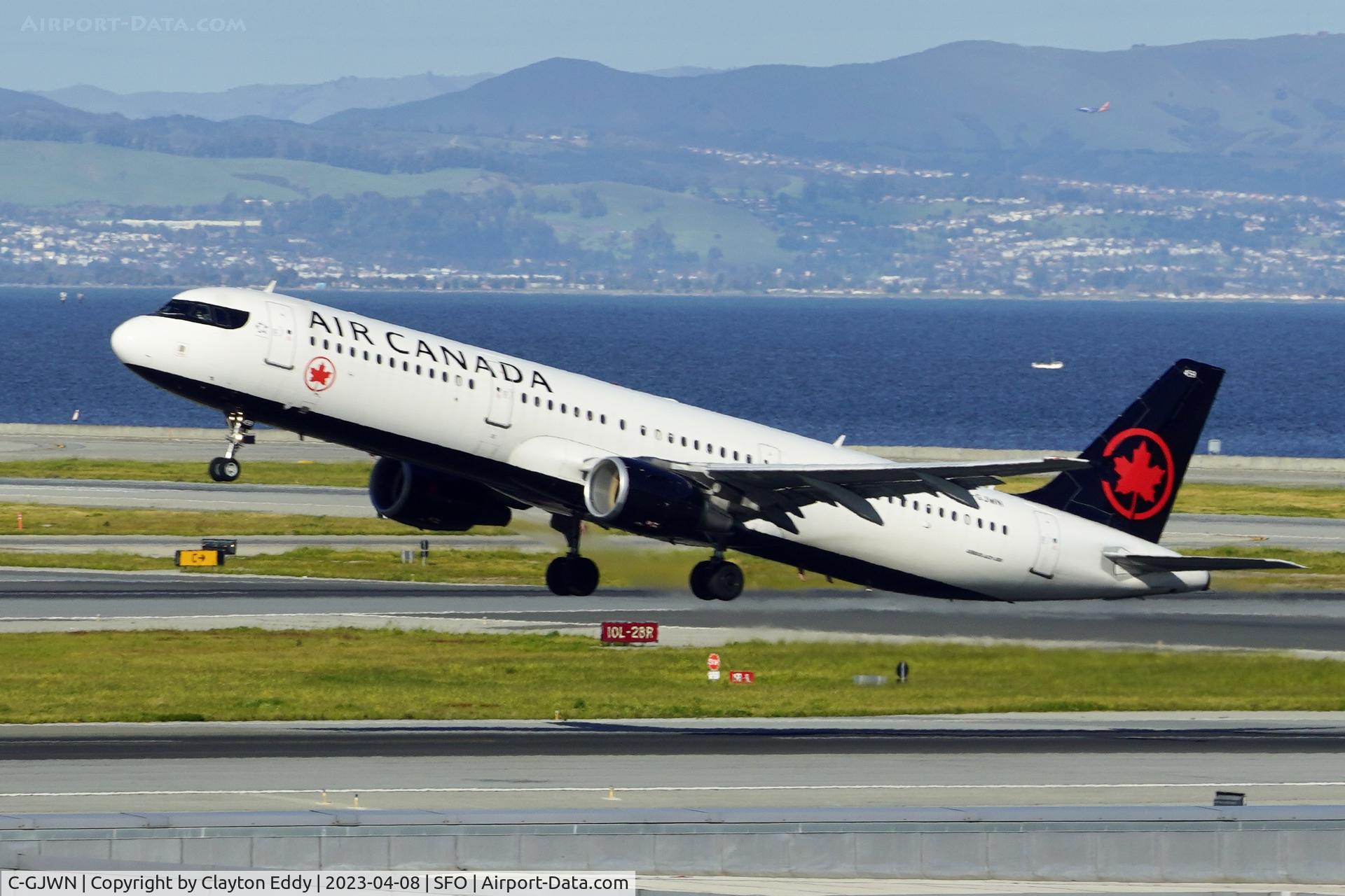 C-GJWN, 2002 Airbus A321-211 C/N 1783, SFO 2023.