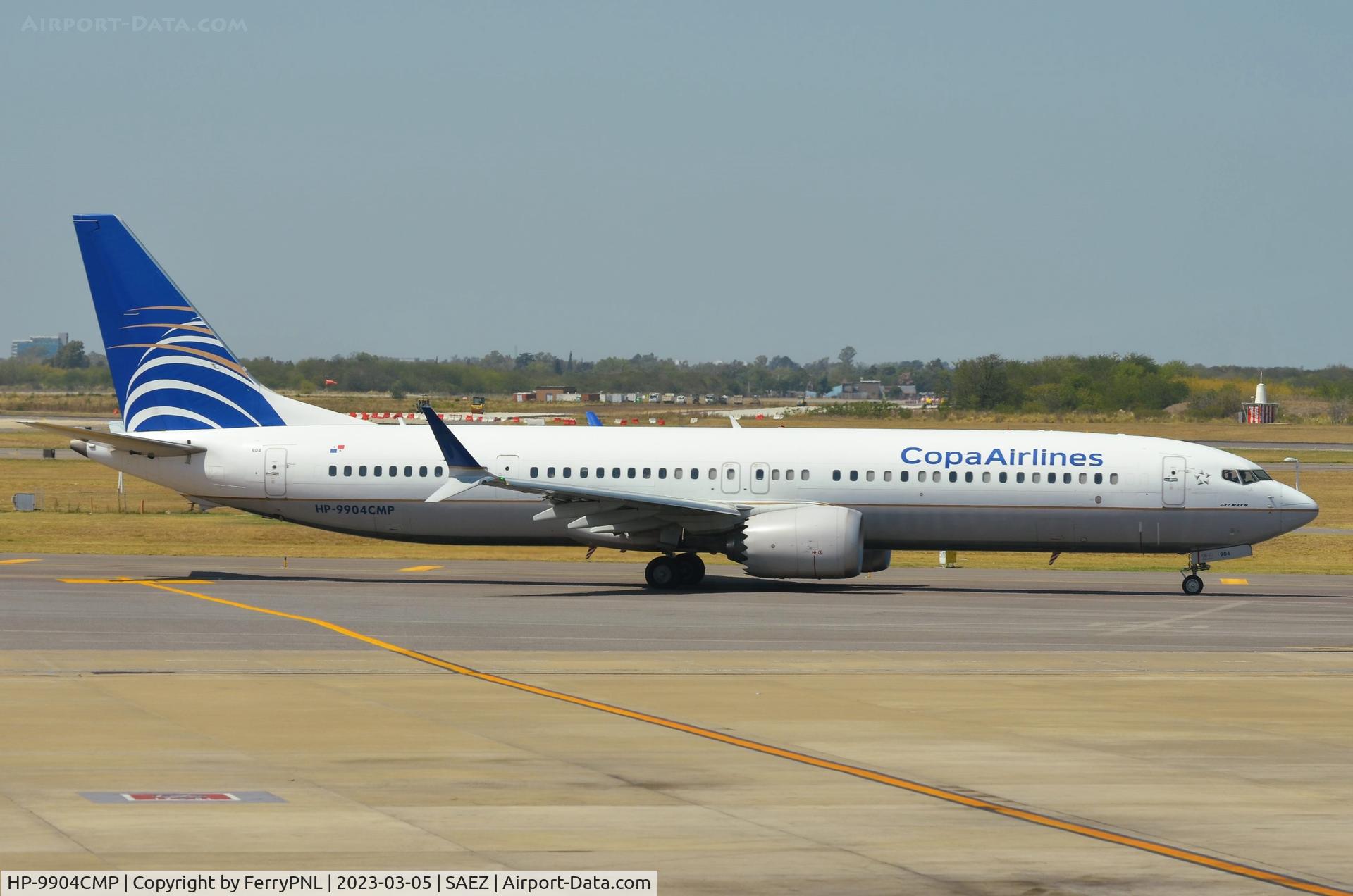 HP-9904CMP, 2018 Boeing 737-9 MAX C/N 44164, Copa Airlines B739M taxying for departure