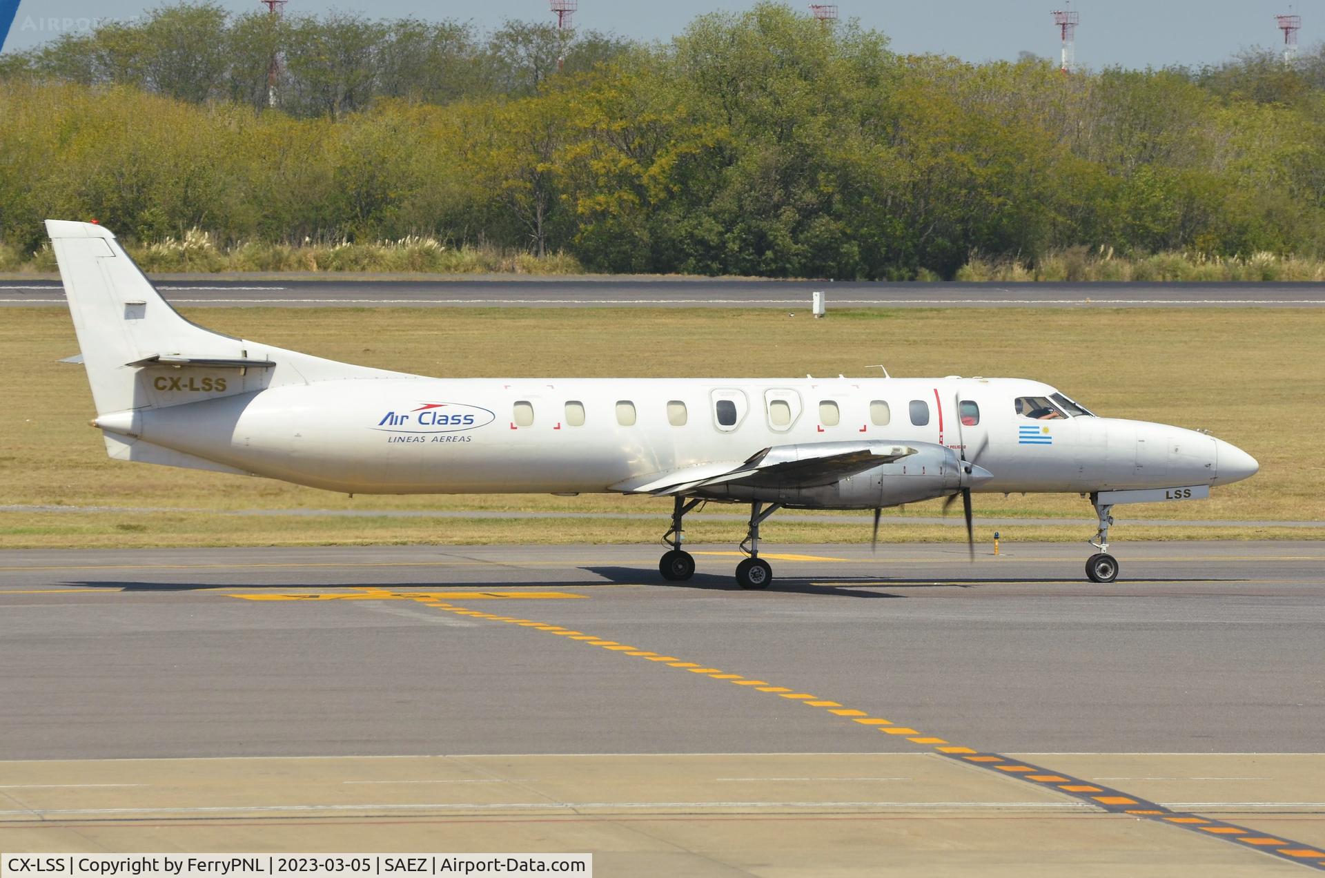 CX-LSS, 1988 Fairchild SA-227AC Metro III C/N AC-720, Air Class departing after a short visit to EZE