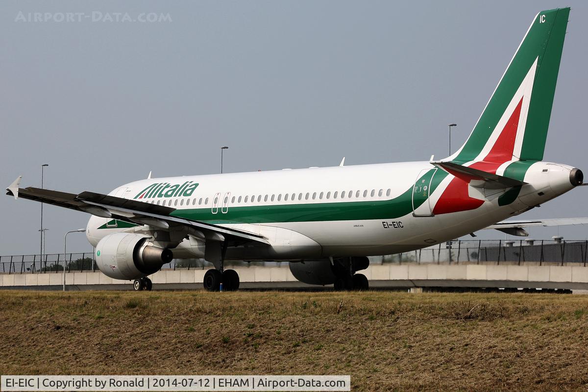 EI-EIC, 2010 Airbus A320-216 C/N 4520, at spl