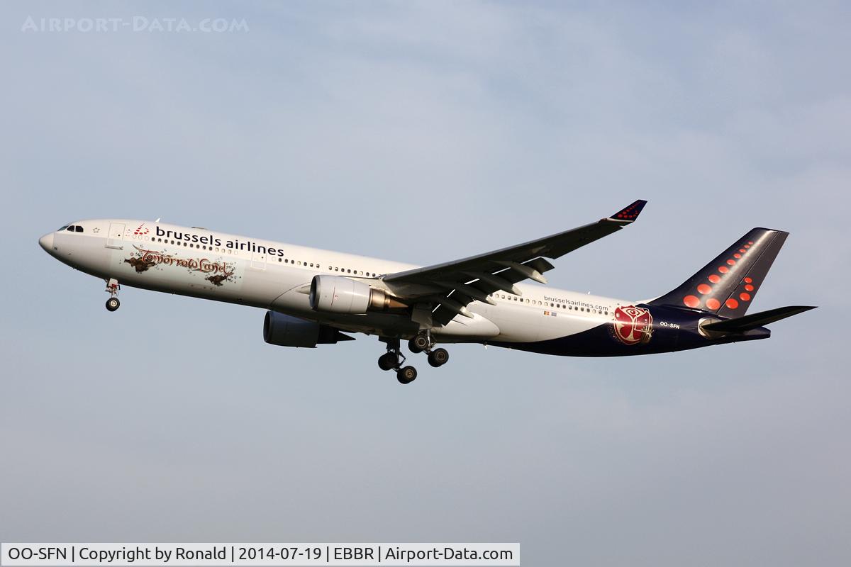 OO-SFN, 1993 Airbus A330-301 C/N 037, at bru