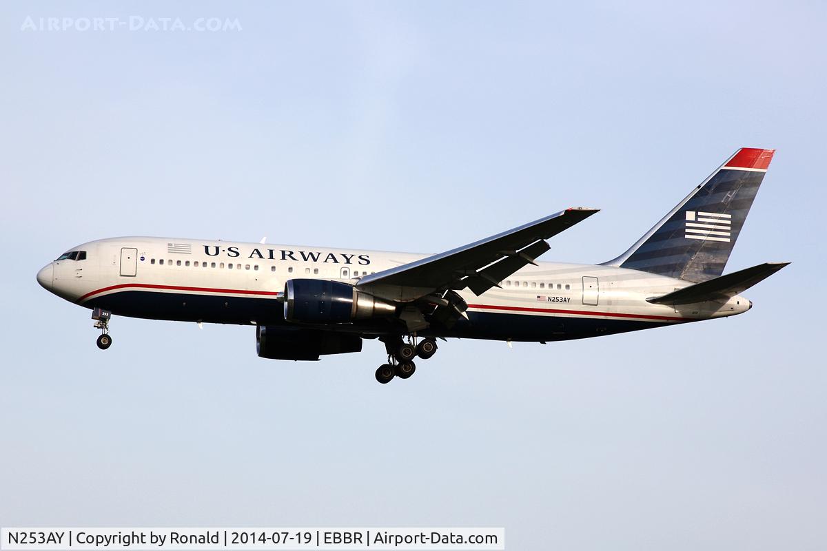 N253AY, 1990 Boeing 767-2B7 C/N 24894, at bru