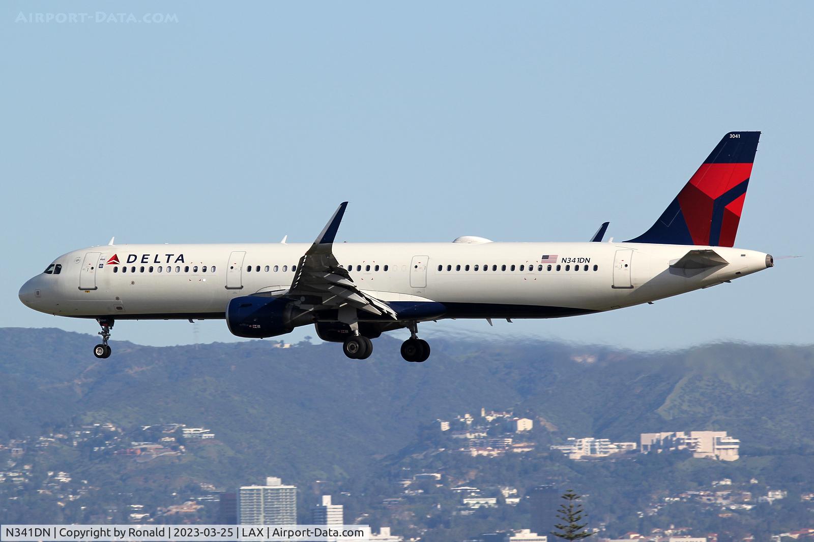 N341DN, 2018 Airbus A321-211 C/N 8134, at lax