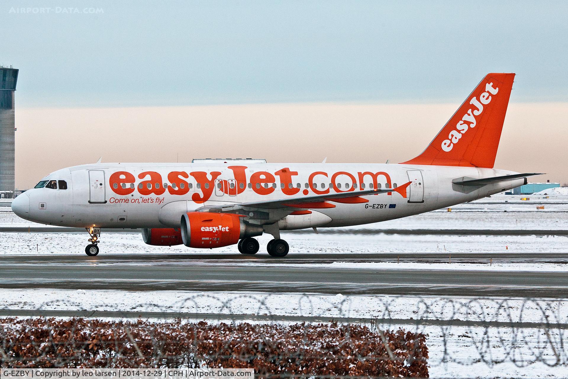 G-EZBY, 2007 Airbus A319-111 C/N 3176, Copenhagen 29.12.2014