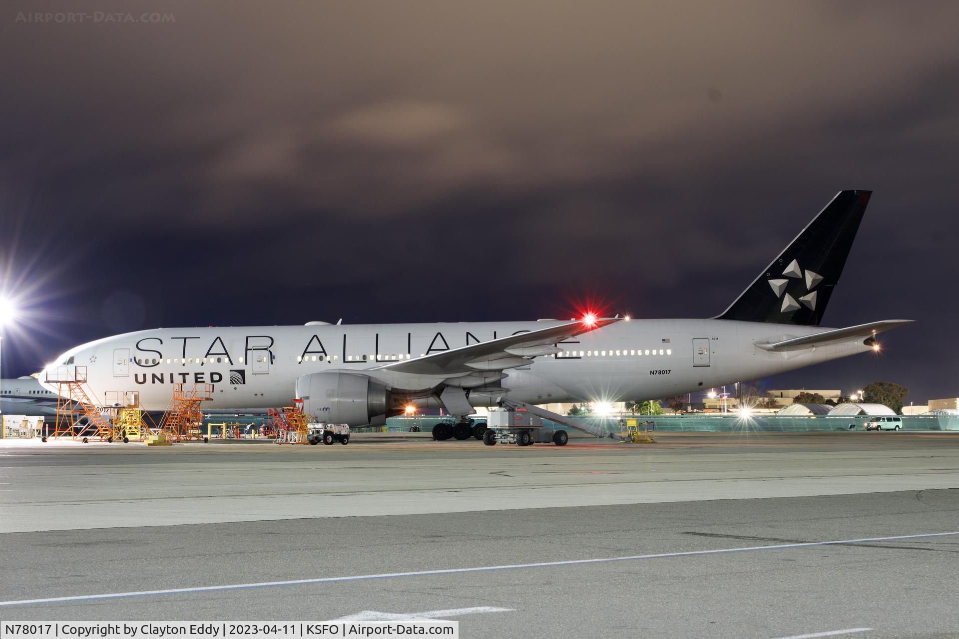 N78017, 2002 Boeing 777-224 (ER) C/N 31679, SFO 2023.