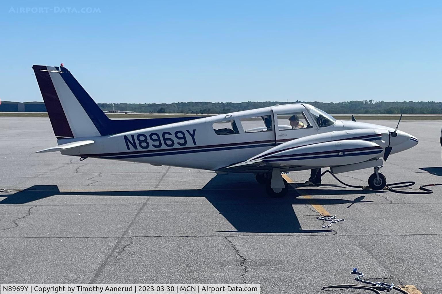 N8969Y, 1971 Piper PA-39-160 Twin Comanche C/R C/N 39-132, 1971 Piper PA-39-160 Twin Comanche C/R, c/n: 39-132