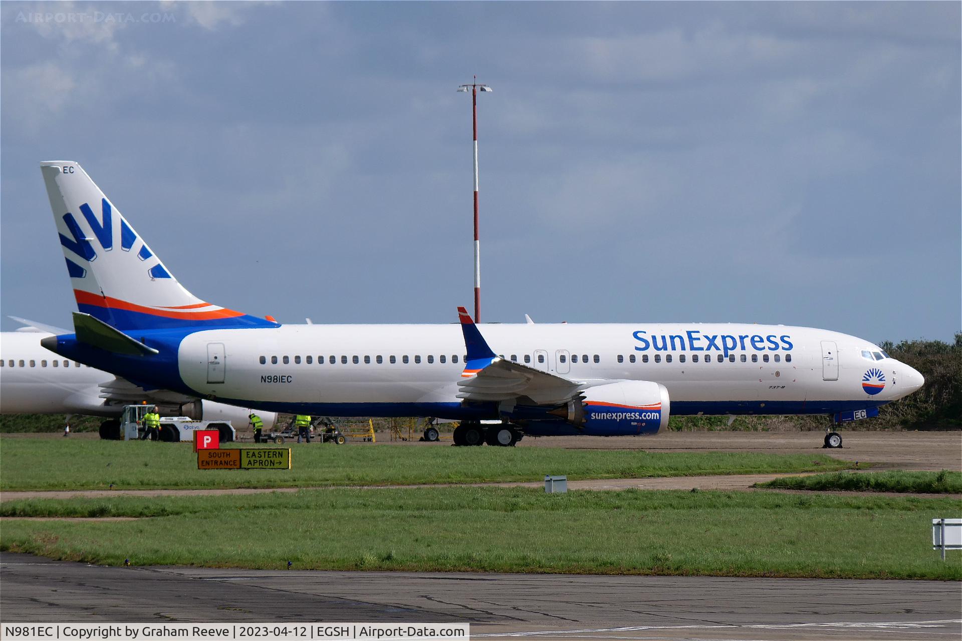 N981EC, 2019 Boeing 737-8 MAX C/N 43300, Now in SunExpress livery.