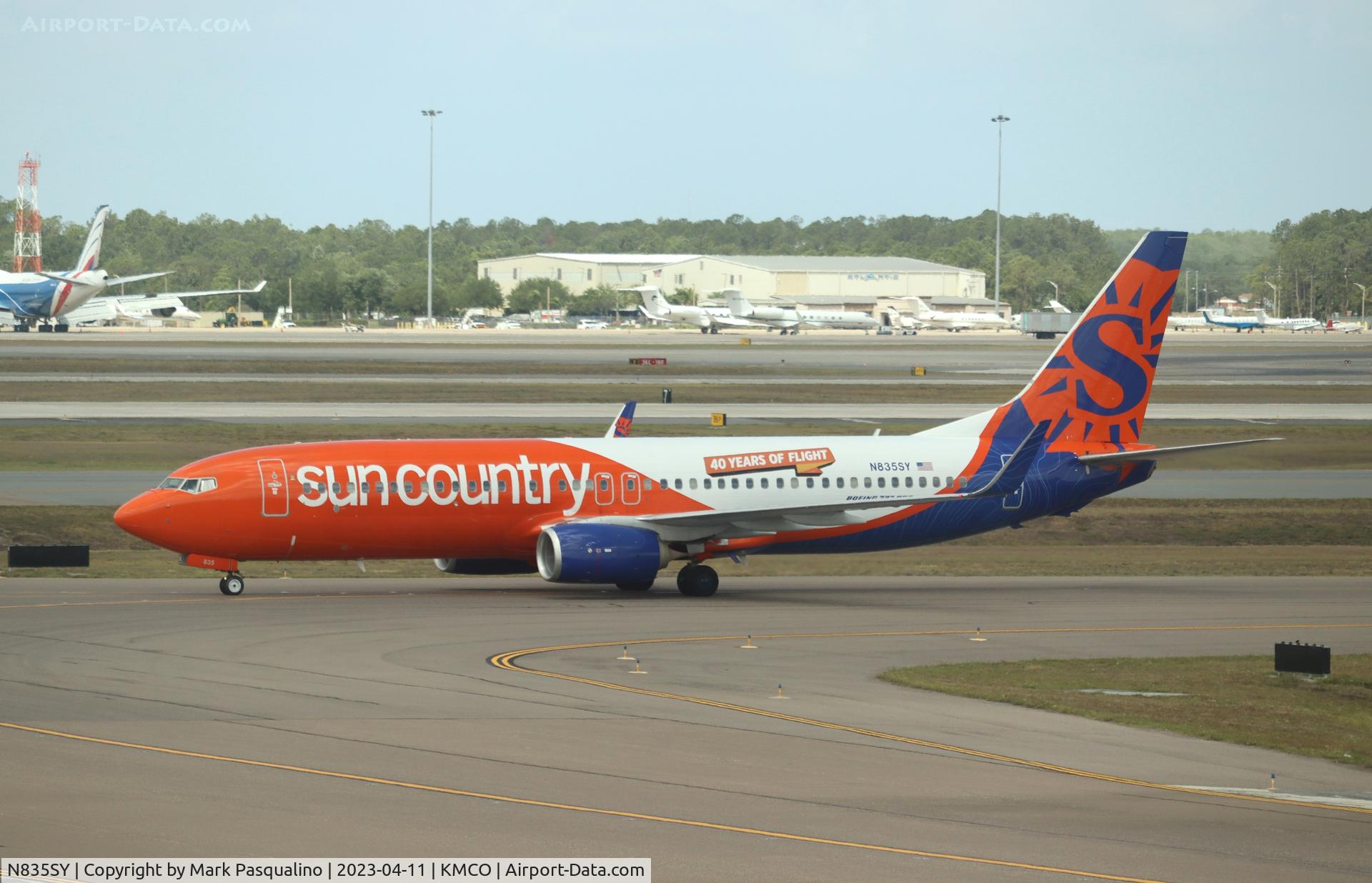 N835SY, 2011 Boeing 737-8KN C/N 40250, Boeing 737-8KN
