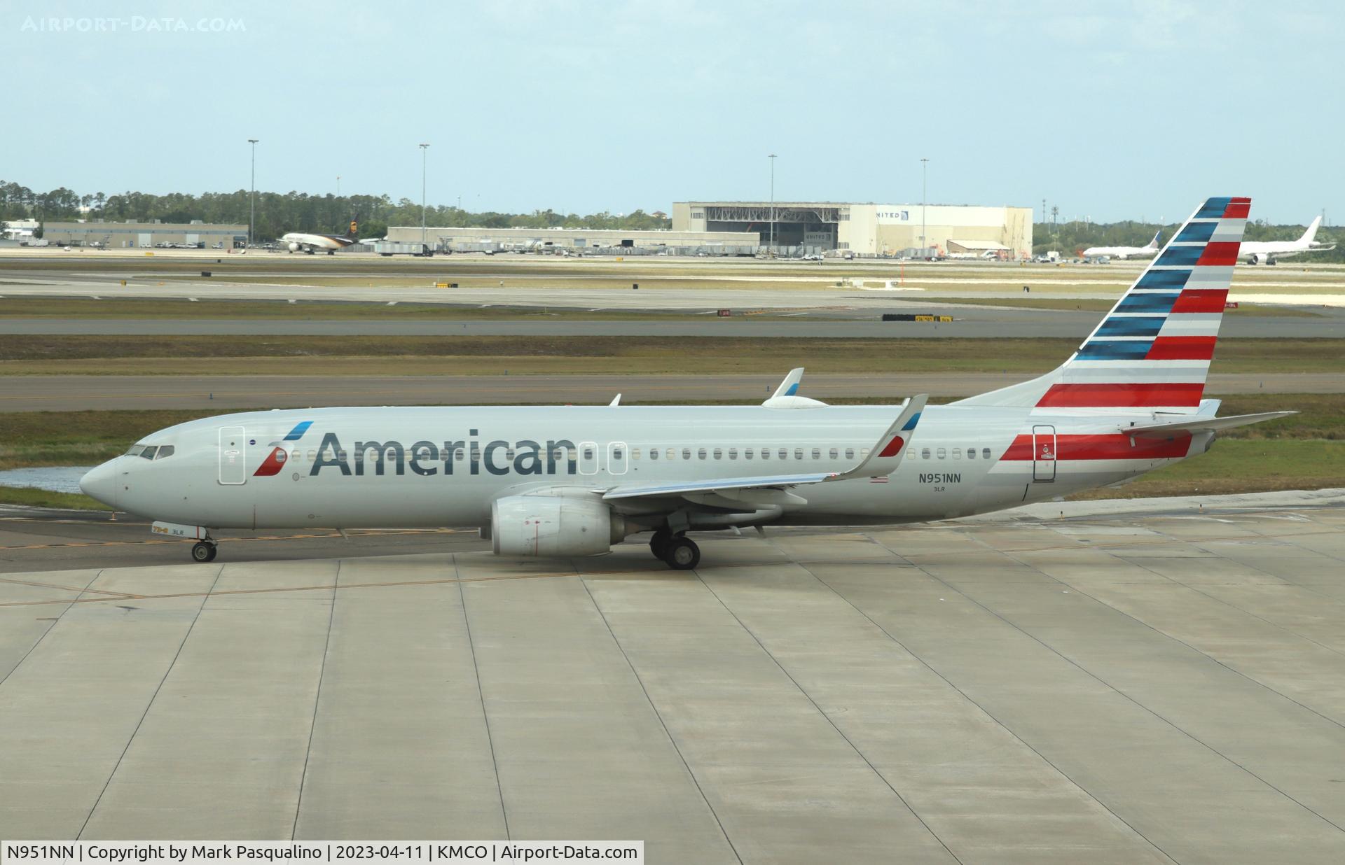 N951NN, 2014 Boeing 737-823 C/N 33327, Boeing 737-823