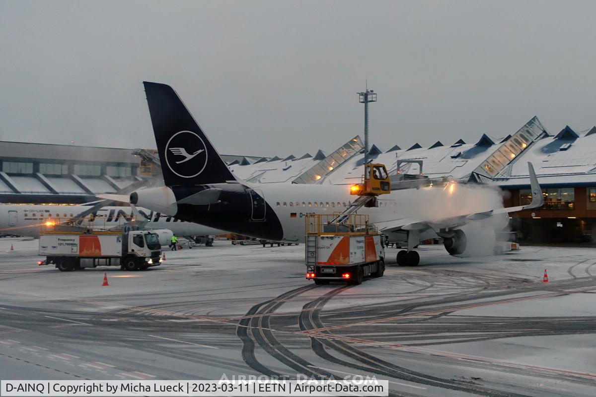 D-AINQ, 2019 Airbus A320-271N C/N 8870, De-icing