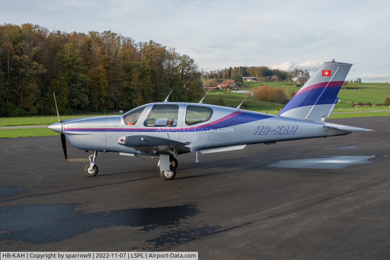 HB-KAH, 1984 Socata TB-20 C/N 425, At Langenthal-Bleienbach
