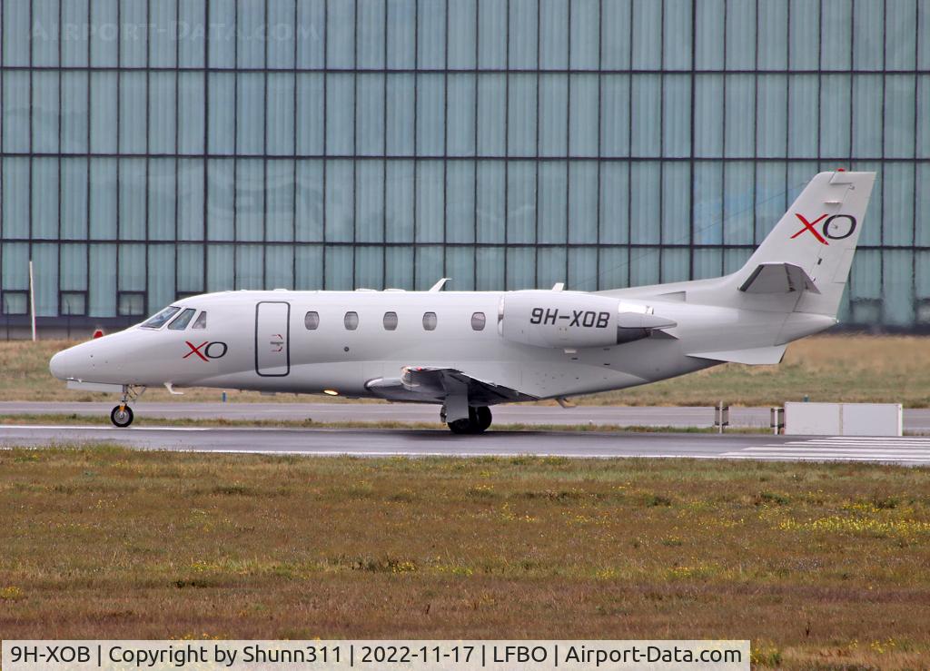 9H-XOB, 2006 Cessna 560 Citation XLS C/N 560-5621, Ready for departure from rwy 32L