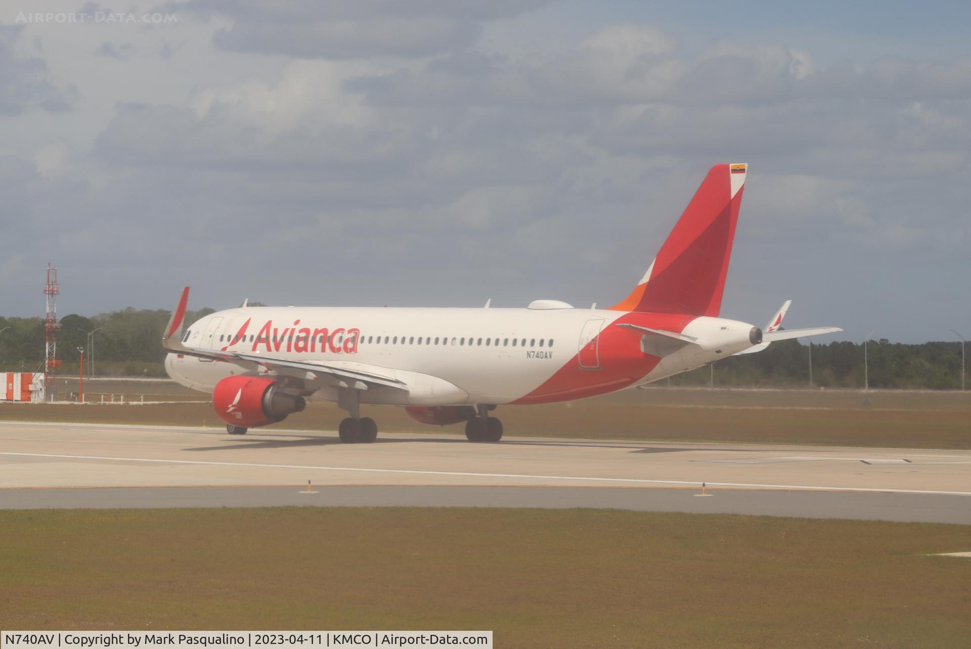 N740AV, 2015 Airbus A320-214 C/N 6411, Airbus A320-214