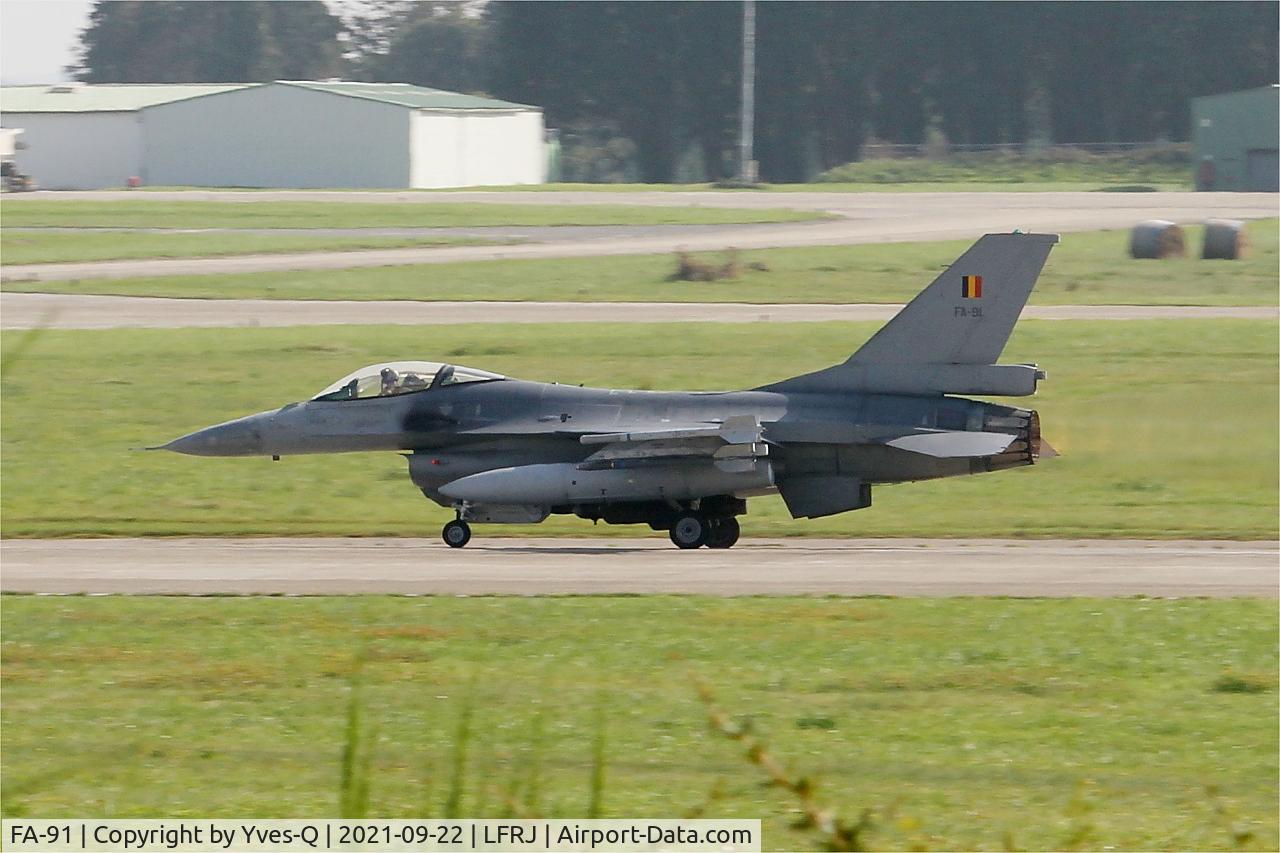 FA-91, 1980 SABCA F-16AM Fighting Falcon C/N 6H-91, SABCA F-16B Fighting Falcon, Take off run rwy 07, Landivisiau naval air base (LFRJ-LDV)