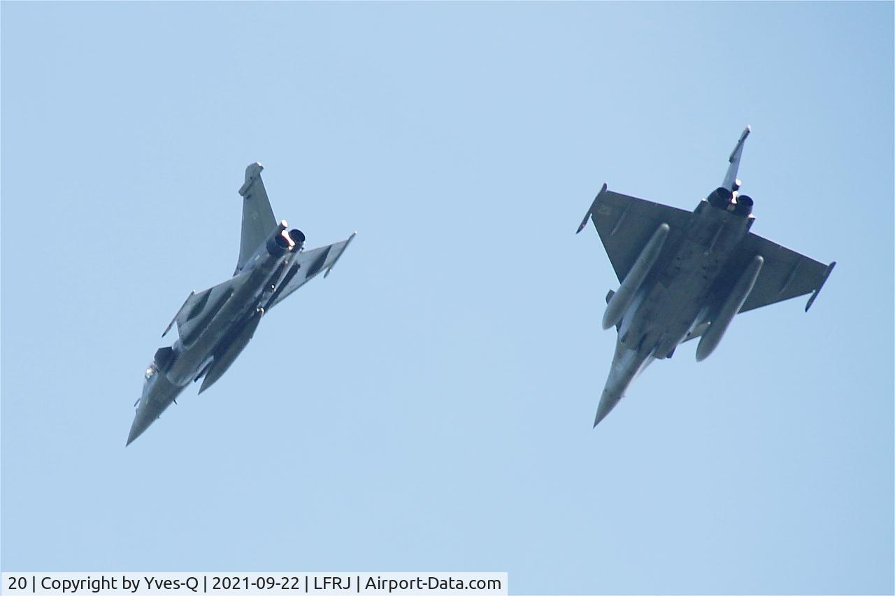 20, Dassault Rafale M C/N 20, Dassault Rafale M, Break over Landivisiau naval air base (LFRJ-LDV)