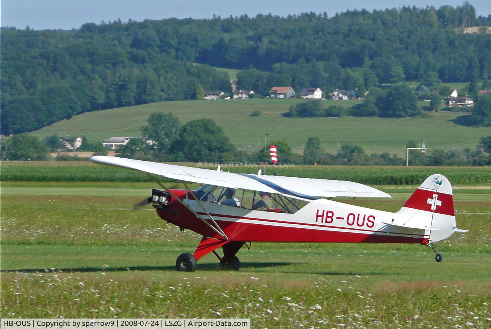 HB-OUS, 1943 Piper L-4H Grasshopper (J3C-65D) C/N 11502, Touch-down