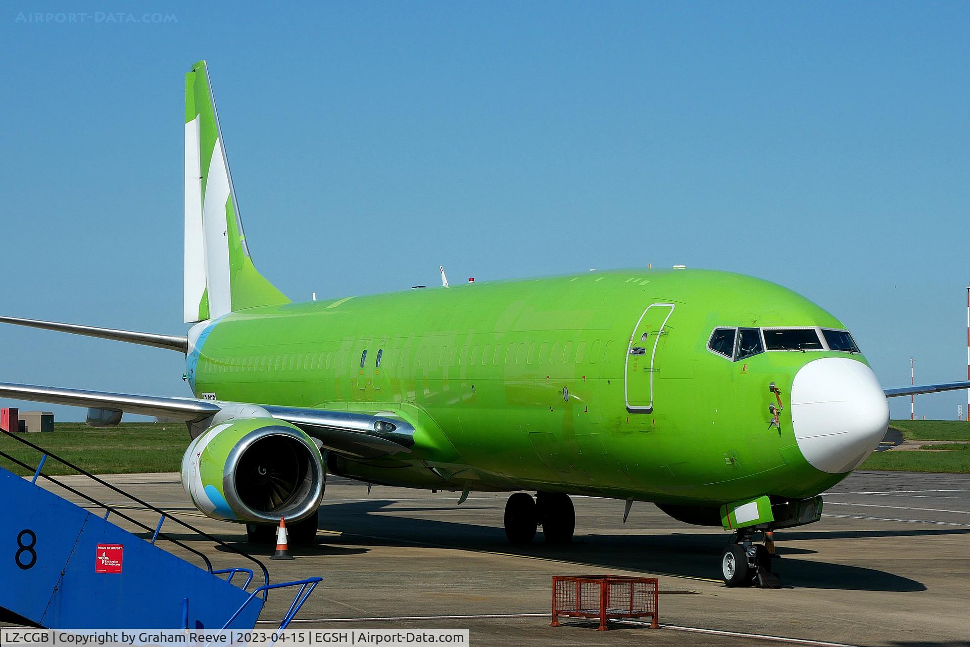 LZ-CGB, 1998 Boeing 737-8K2(SF) C/N 28374, Parked on stand at Norwich.