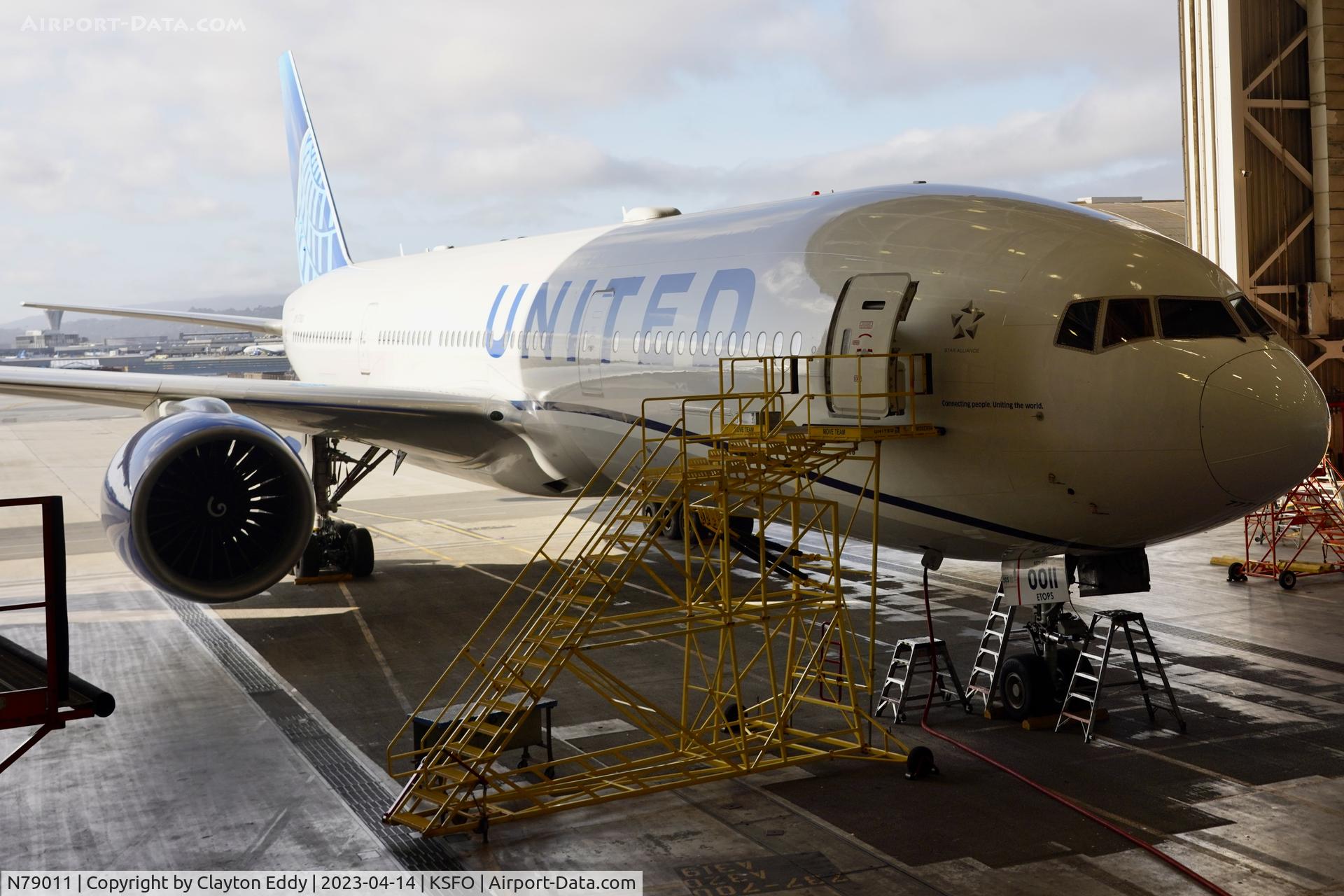 N79011, 1999 Boeing 777-224 C/N 29859, SFO 2023.