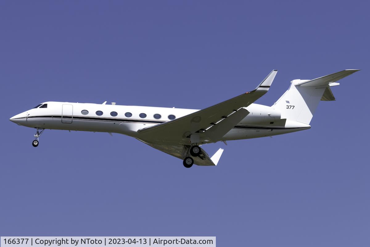 166377, 2005 Gulfstream Aerospace C-37B Gulfstream 550 C/N 5087, Plane