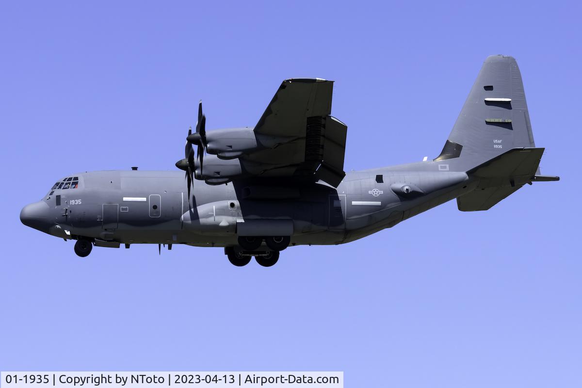 01-1935, 1999 Lockheed Martin EC-130J Commando Solo III C/N 382-5532, Plane