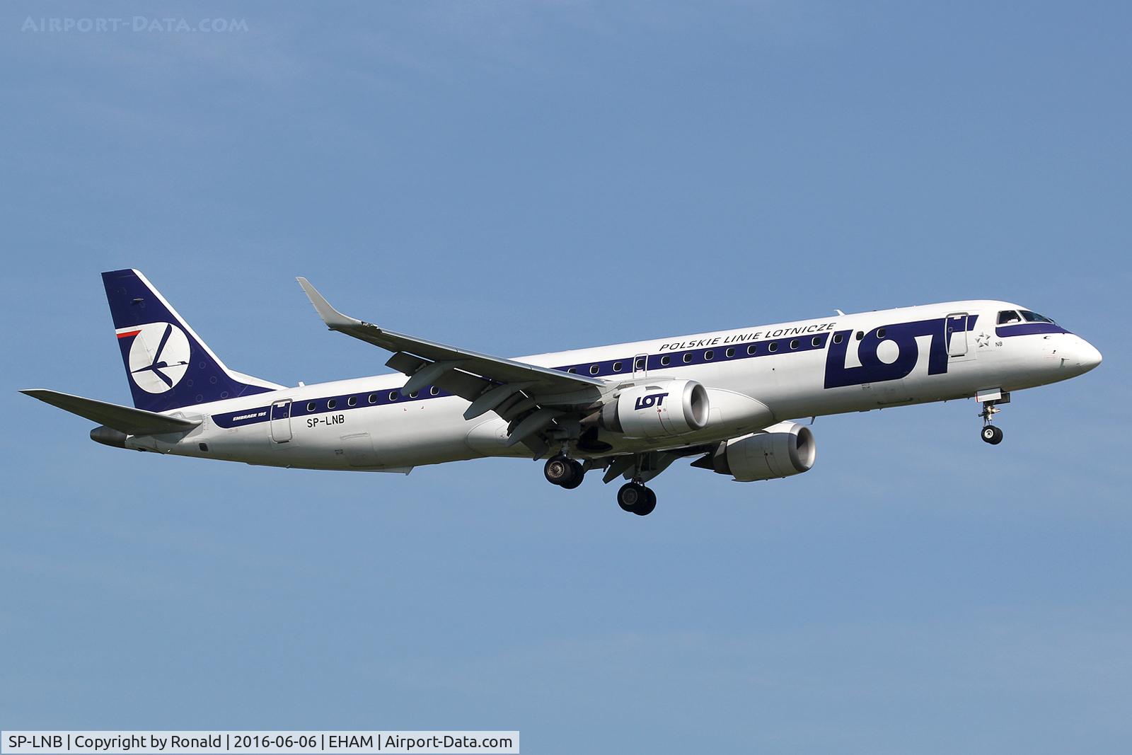 SP-LNB, 2011 Embraer 195LR (ERJ-190-200LR) C/N 19000444, at spl