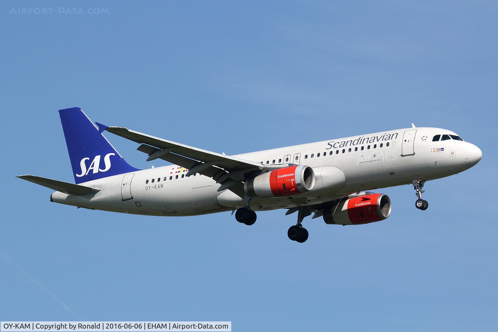 OY-KAM, 2006 Airbus A320-232 C/N 2911, at spl