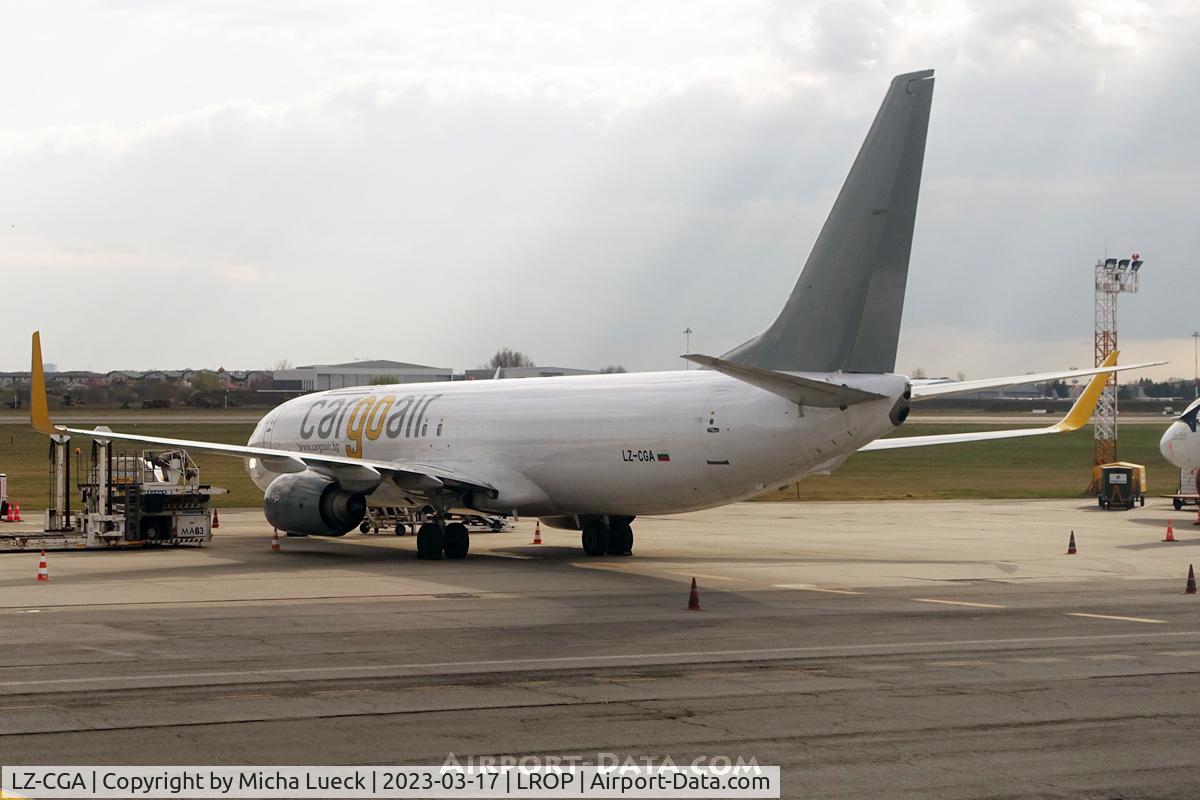 LZ-CGA, 2000 Boeing 737-809(SF) C/N 30664, At Bucharest