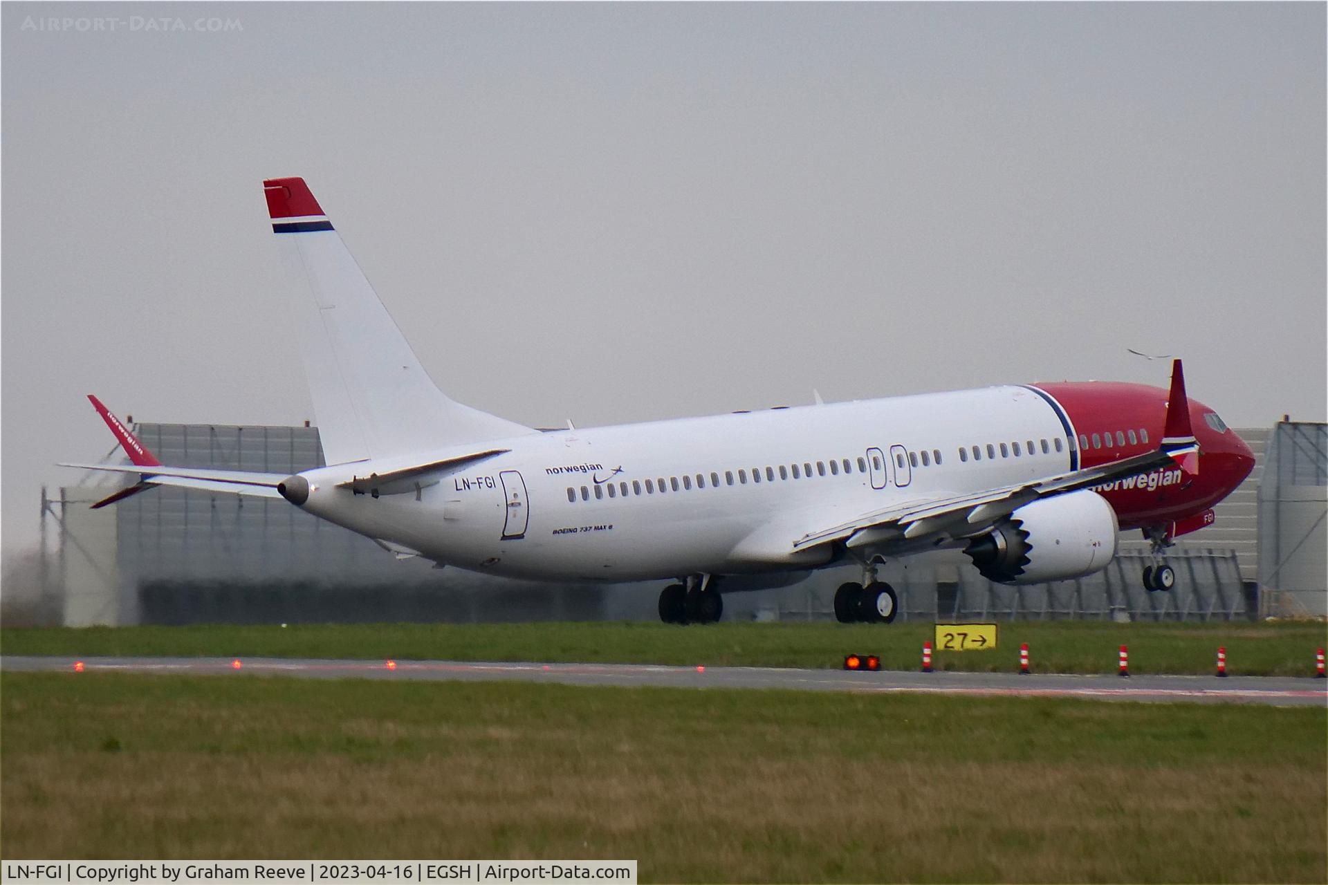 LN-FGI, 2022 Boeing 737-8 MAX C/N 65185, Departing from Norwich.
