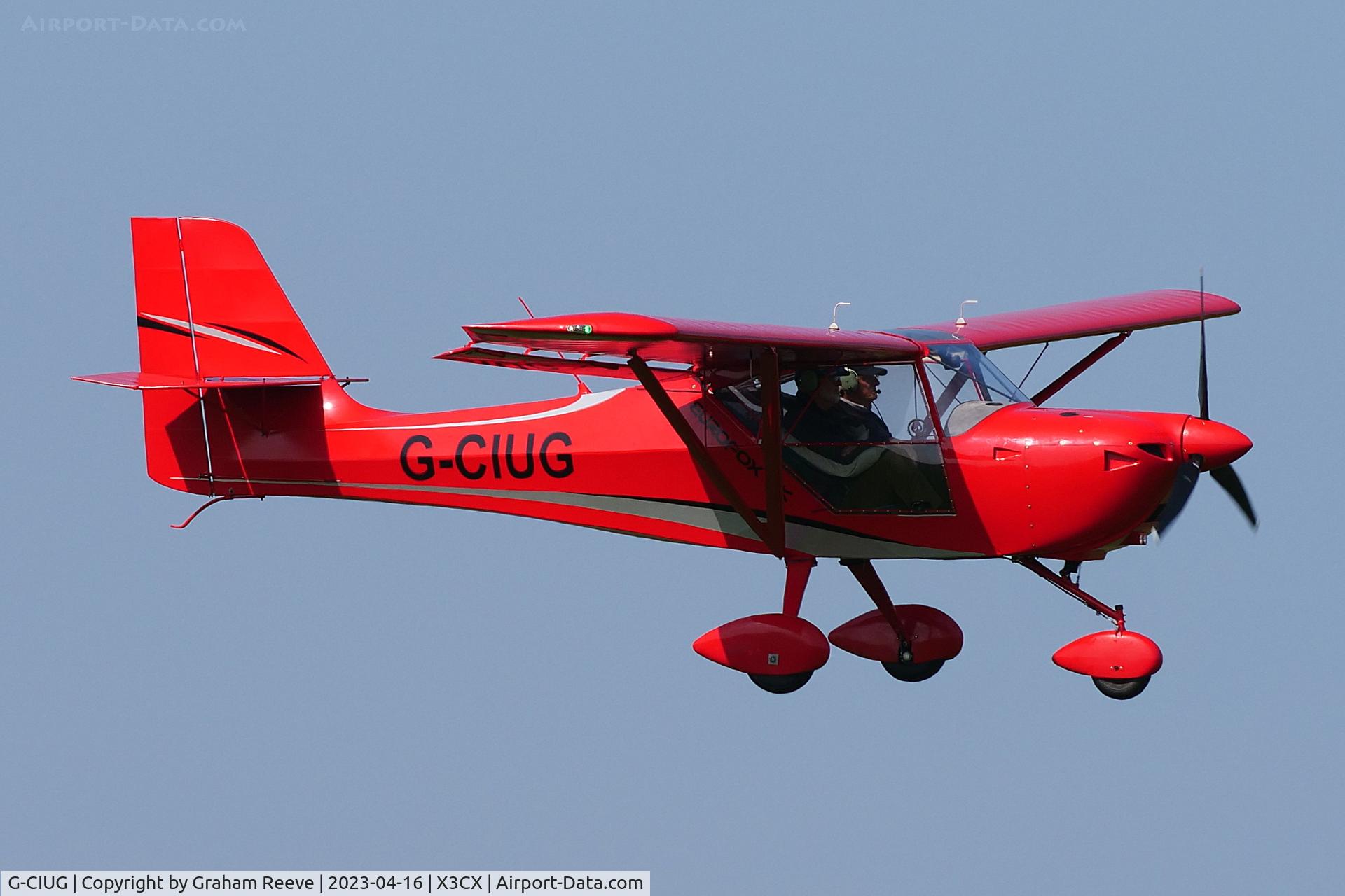 G-CIUG, 2015 Aeropro Eurofox C/N 47515, Landing at Northrepps.