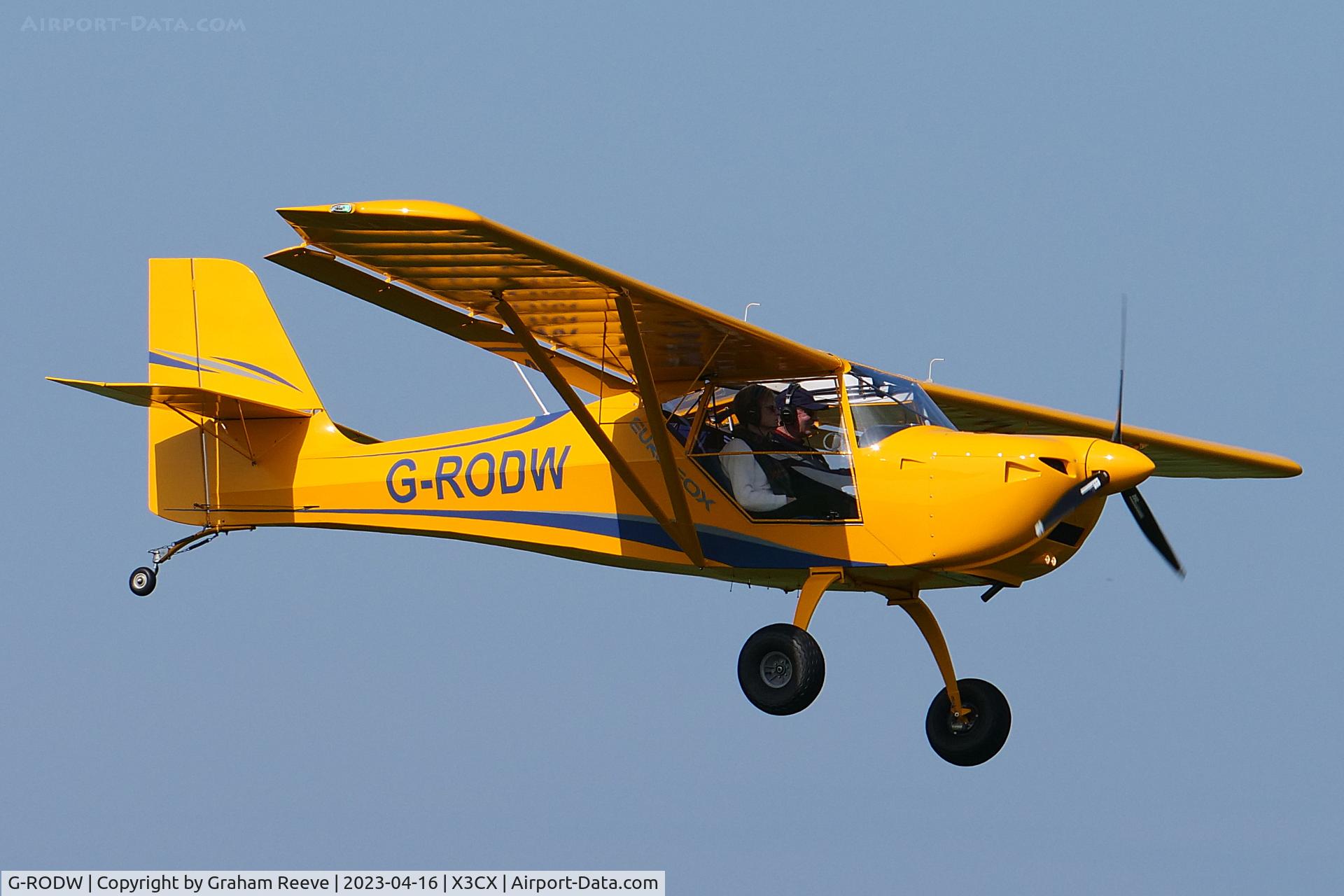 G-RODW, 2021 Ascent Industries EuroFOX 2K C/N 62521, Landing at Northrepps.