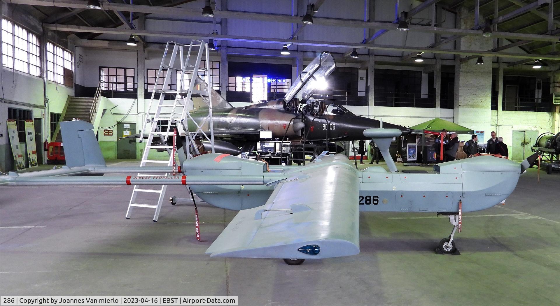 286, Eagle B-Hunter C/N BH286, St.Truiden