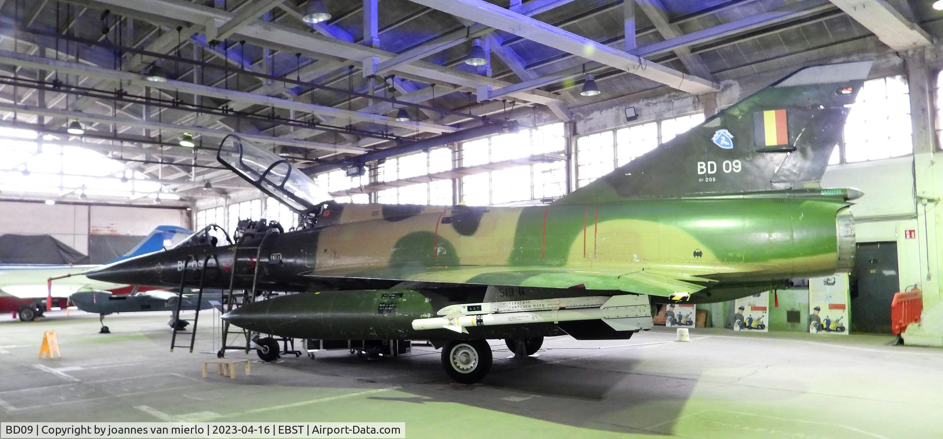 BD09, SABCA Mirage 5BD C/N 209, Stored