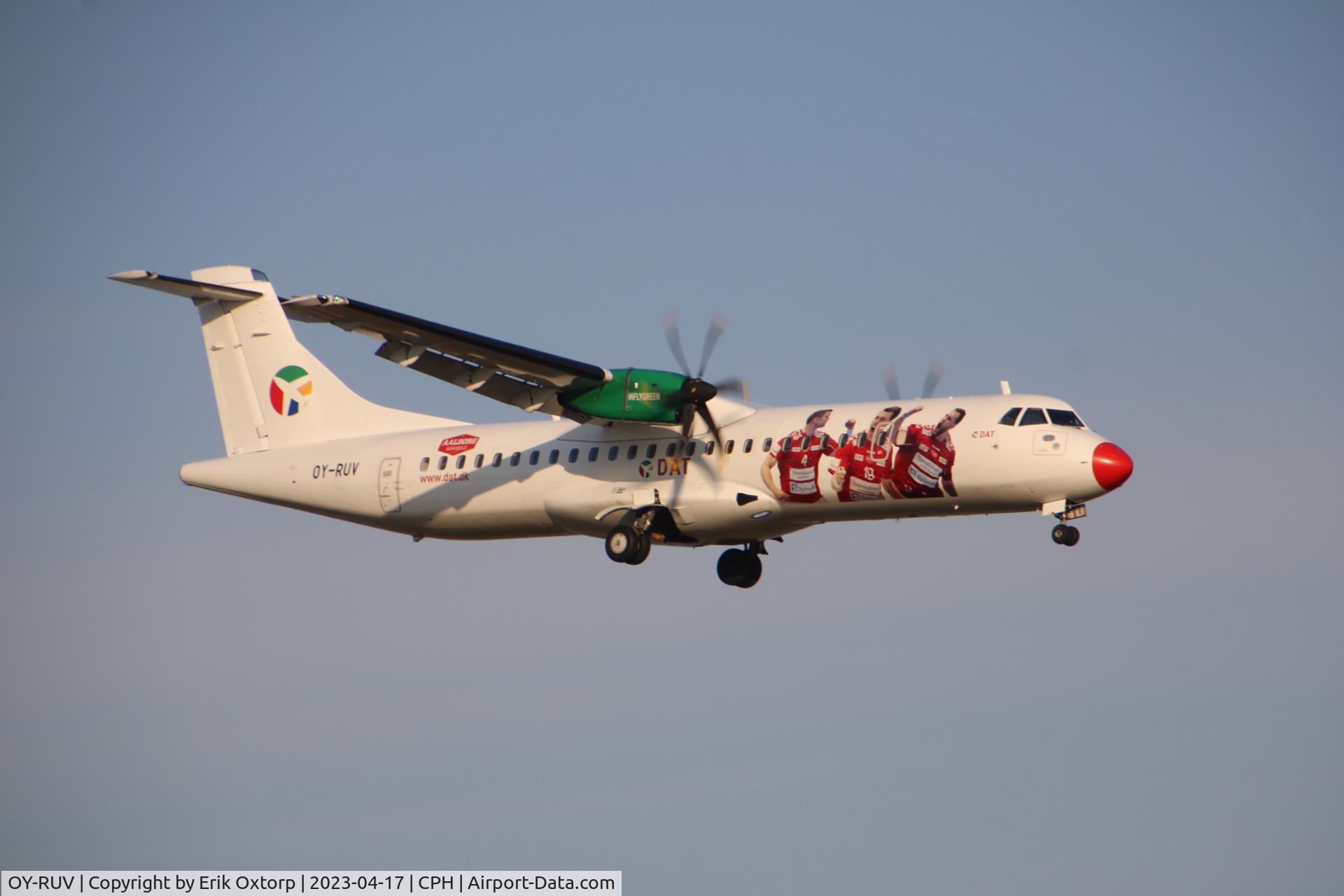 OY-RUV, 2018 ATR 72-600 C/N 1527, OY-RUV landing rw 22L