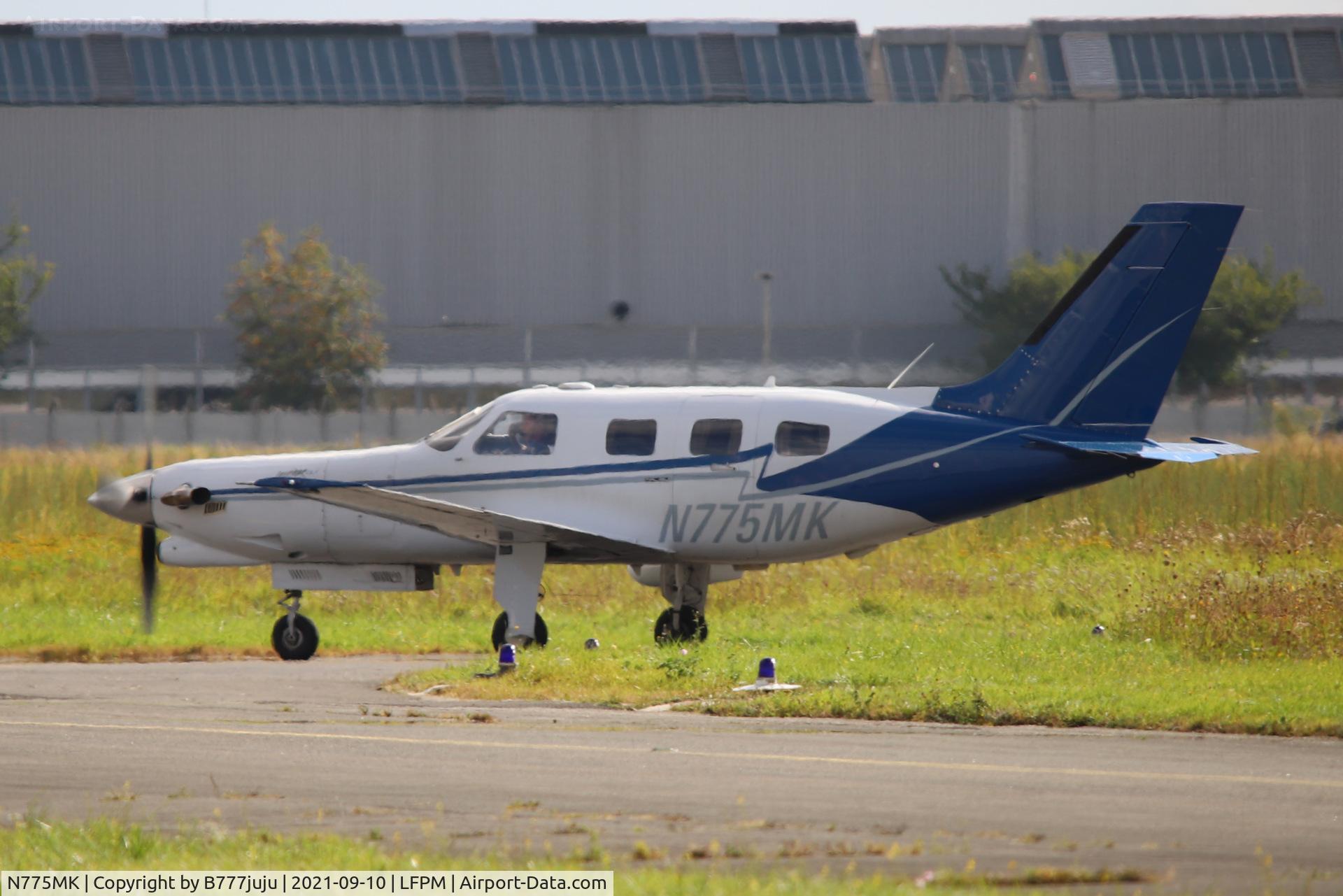 N775MK, 1985 Piper PA-46-310P Malibu Malibu C/N 46-8508068, during Paris Air Legende 2021
