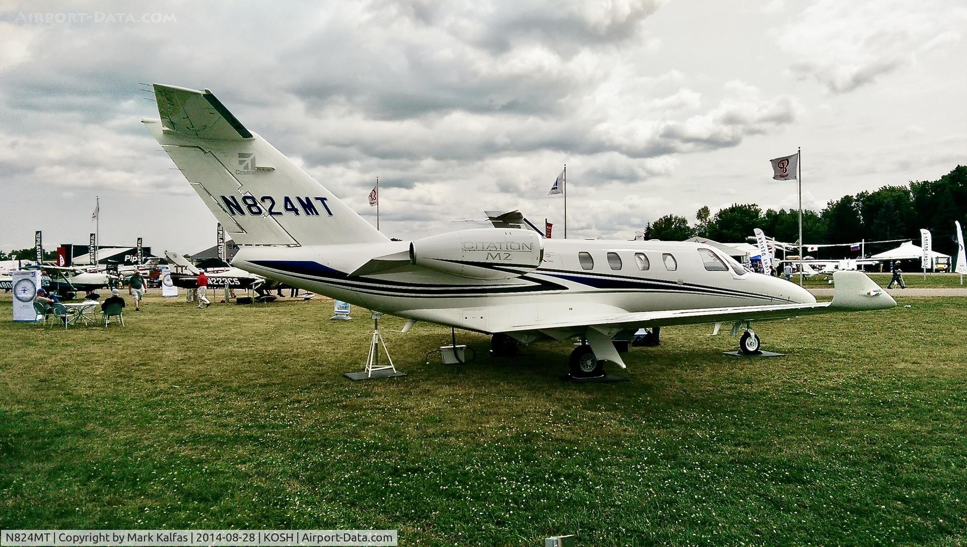 N824MT, 2014 Cessna 525 Citation M2 C/N 525-0824, Cessna 525 M2, N524MT at OSH.