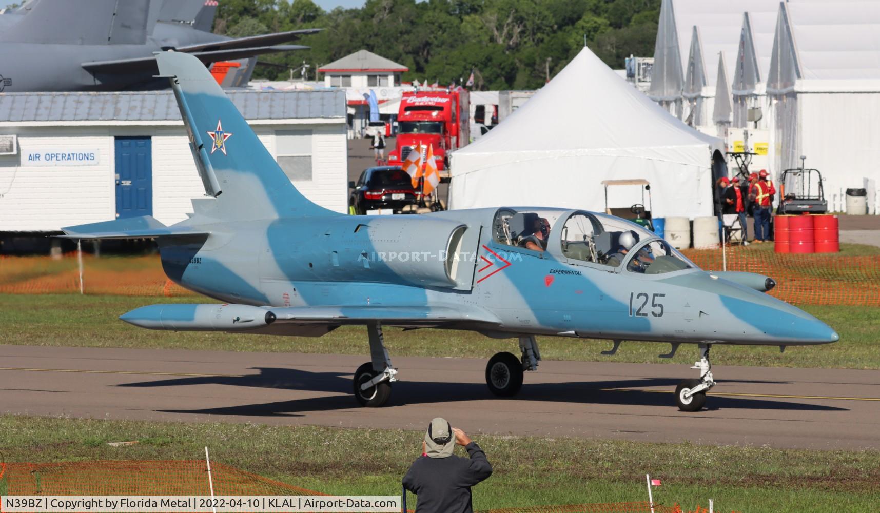 N39BZ, 1984 Aero L-39 Albatros C/N 432925, L-39 zx