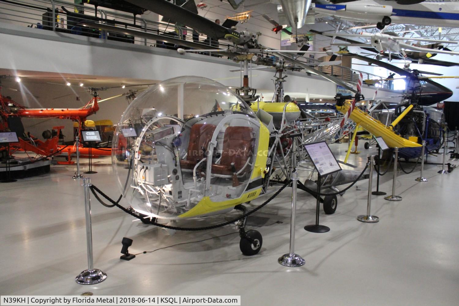 N39KH, 1947 Bell 47D C/N 39, Bell 47 zx