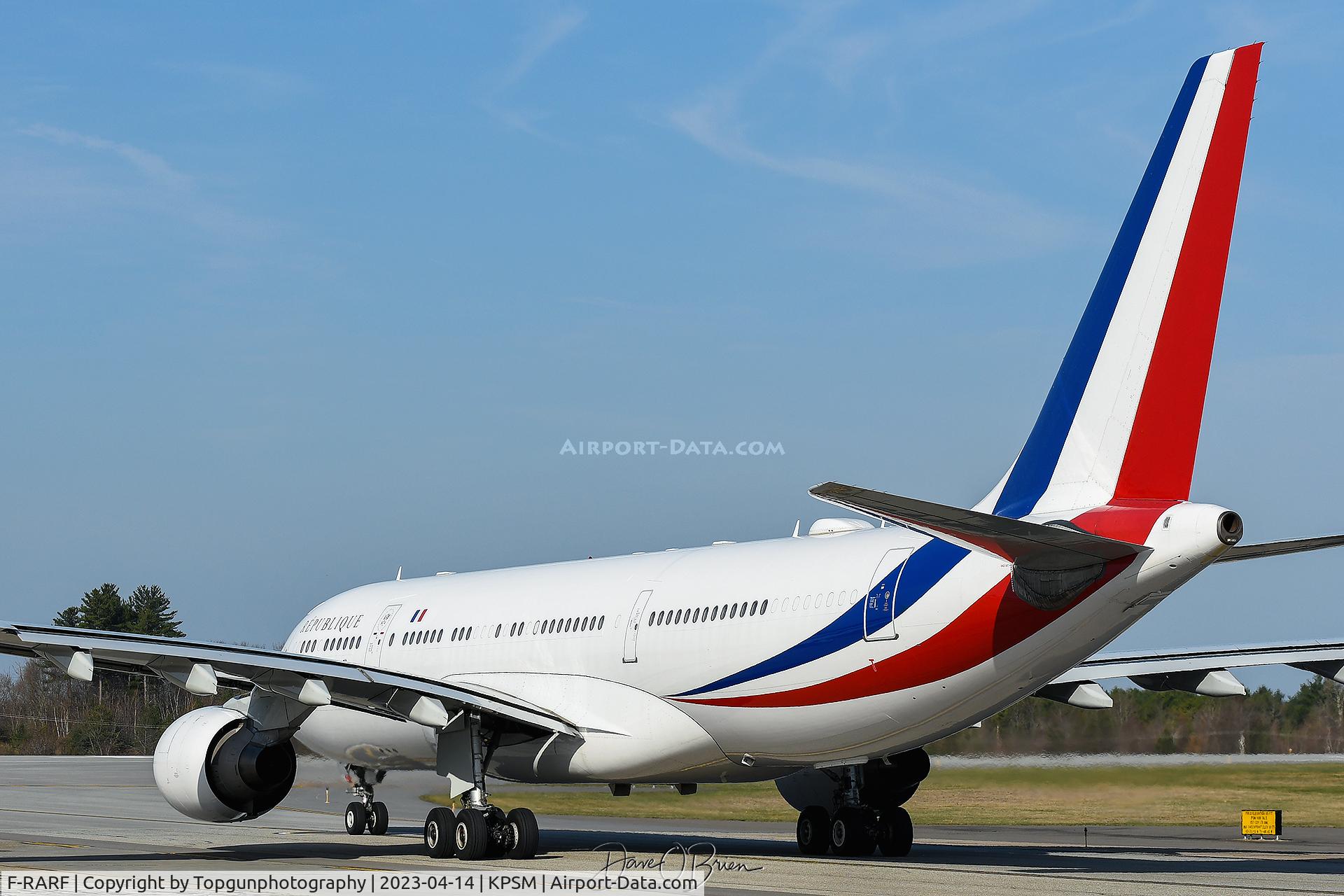 F-RARF, 1999 Airbus A330-223 C/N 240, French A330-200 holding short