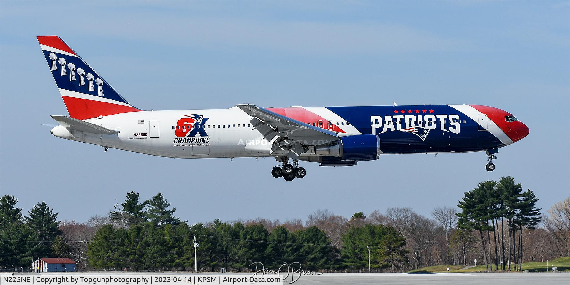 N225NE, 1991 Boeing 767-323/ER C/N 25194, EAL9115 inbound RW34