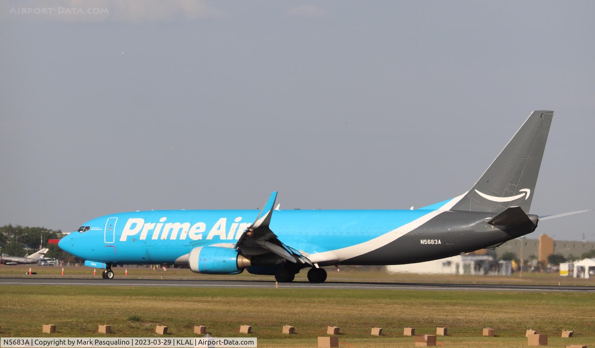 N5683A, 2001 Boeing 737-84P C/N 32601, Boeing 737-84P
