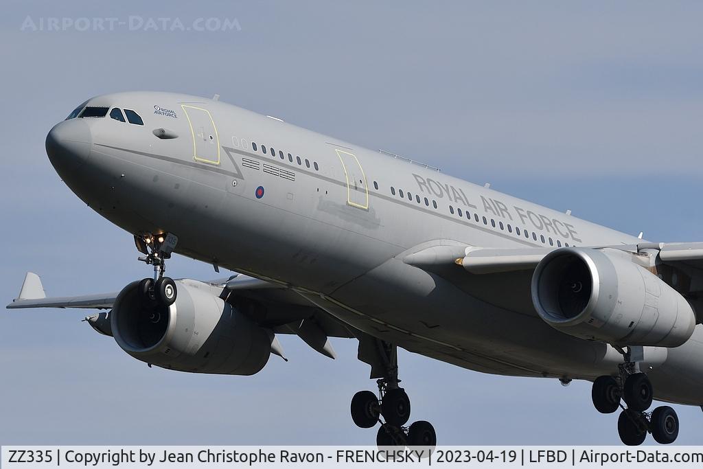 ZZ335, 2012 Airbus KC2 Voyager (A330-243MRTT) C/N 1334, Royal Air Force RRR2258 Brize Norton to Bordeaux