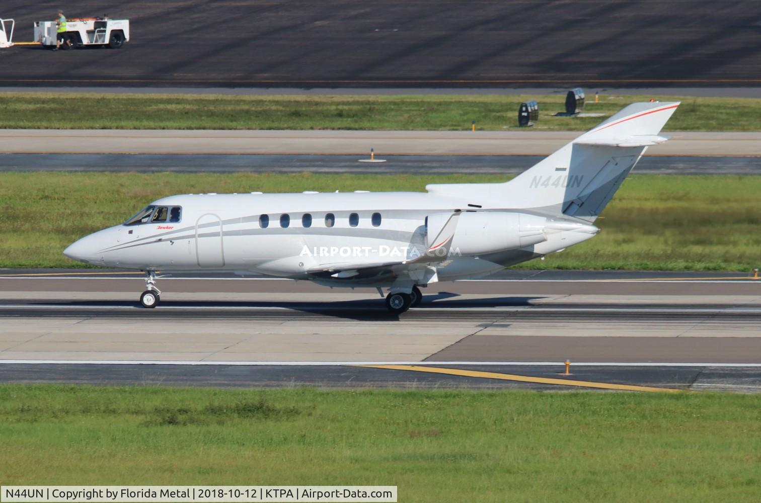 N44UN, 1998 Raytheon Hawker 800XP C/N 258359, Hawker 800 zx