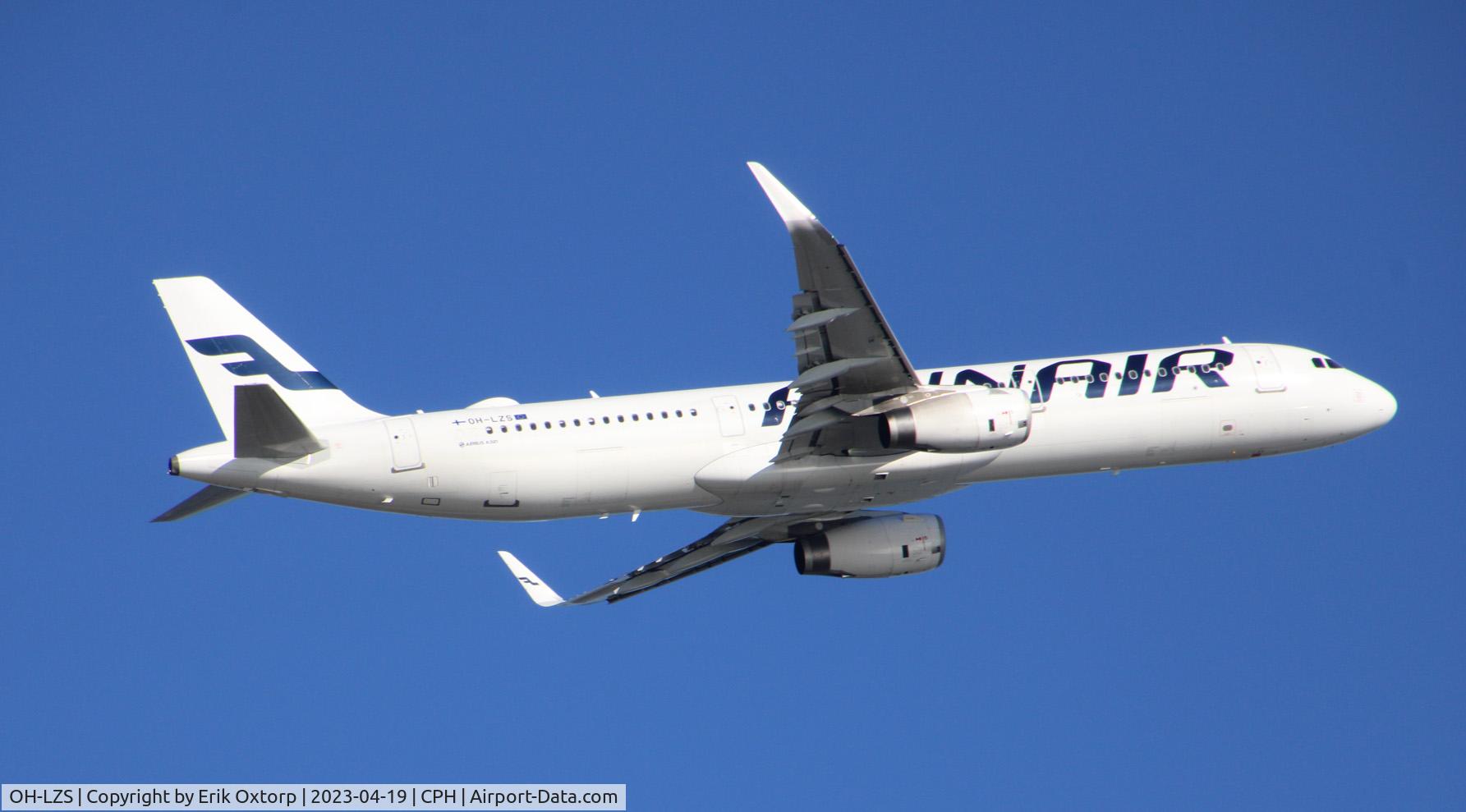 OH-LZS, 2017 Airbus A321-231 C/N 8069, OH-LZS takeoff rw 04R