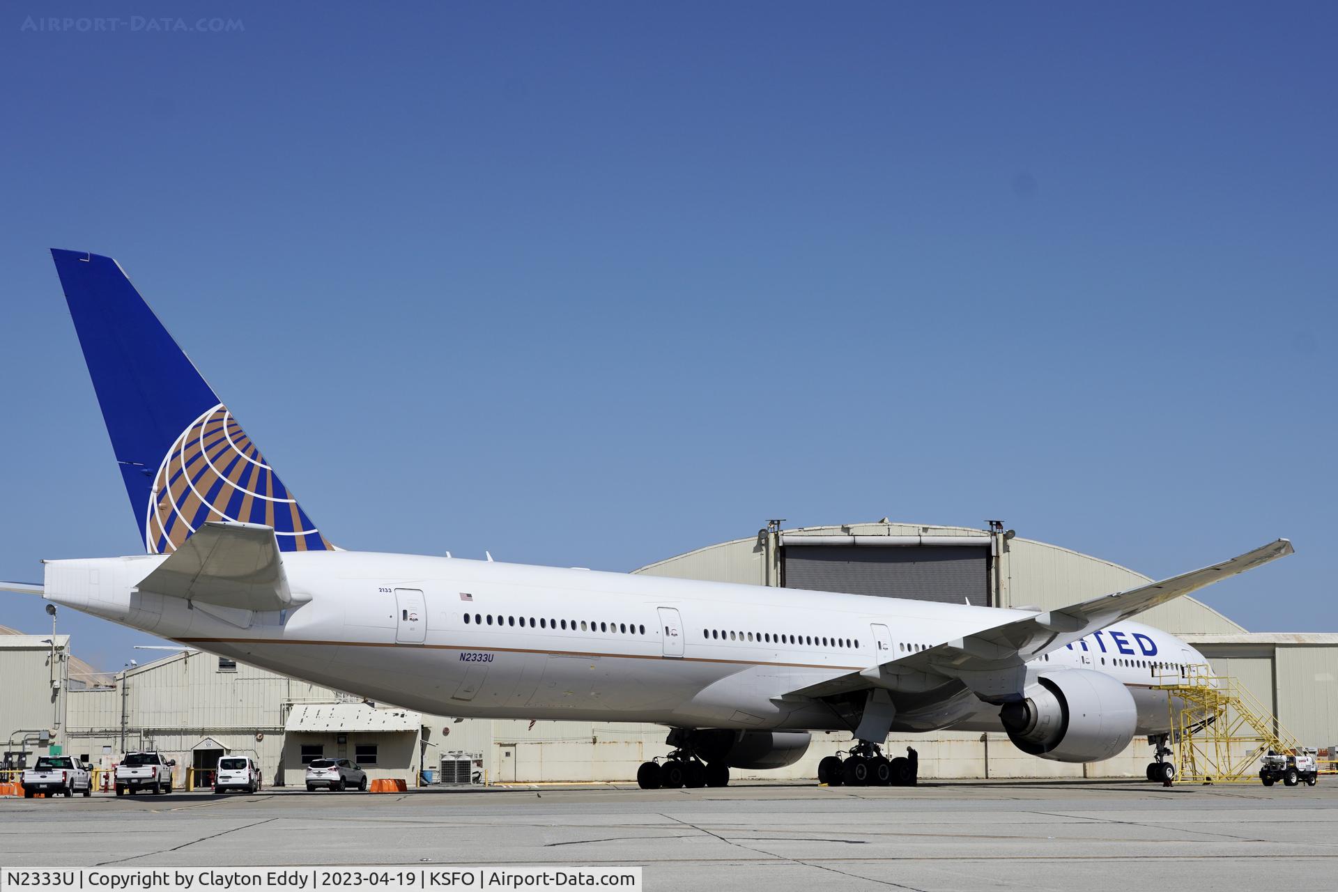 N2333U, 2016 Boeing 777-300/ER C/N 62644, SFO 2023.