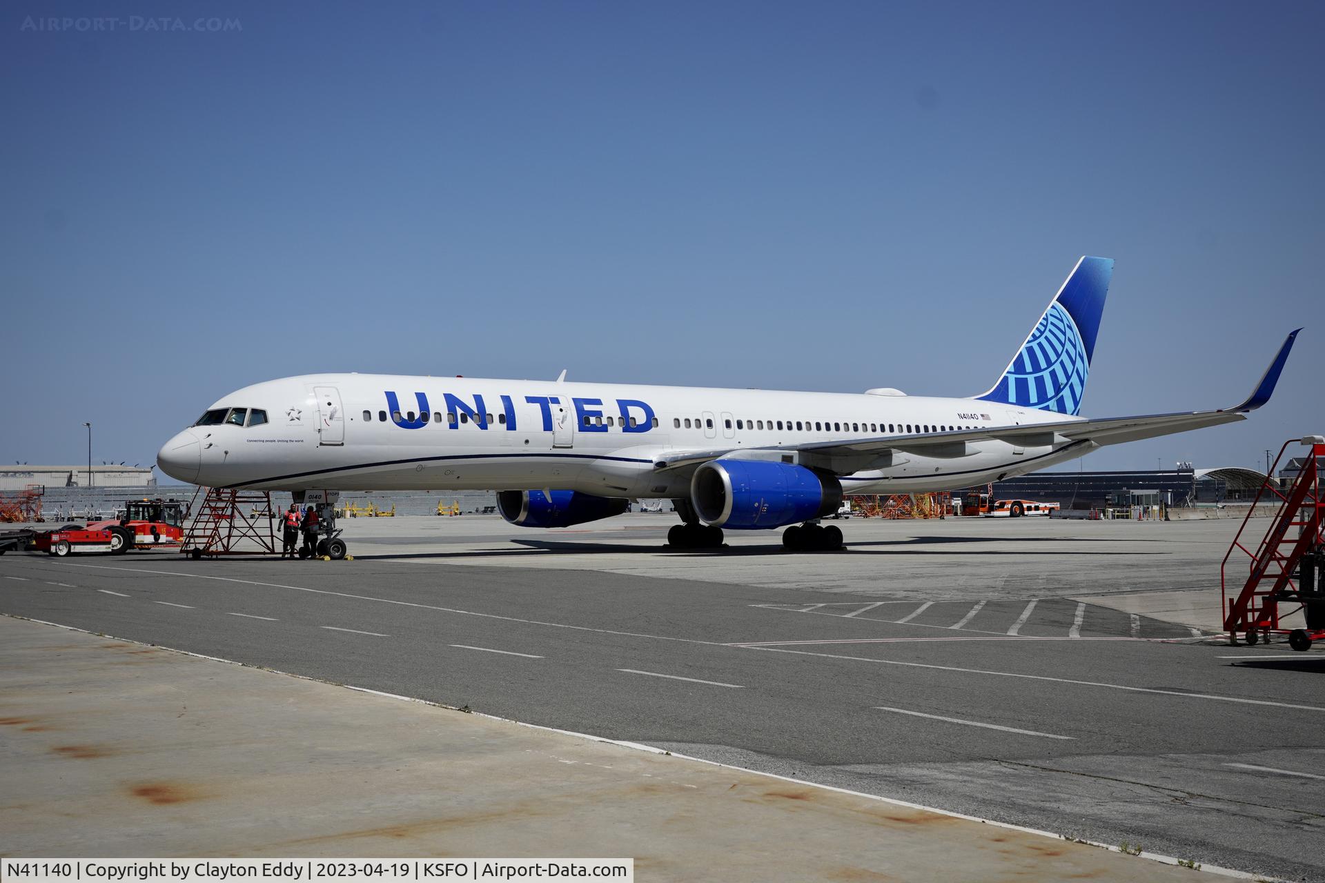 N41140, 2000 Boeing 757-224 C/N 30353, SFO 2023.
