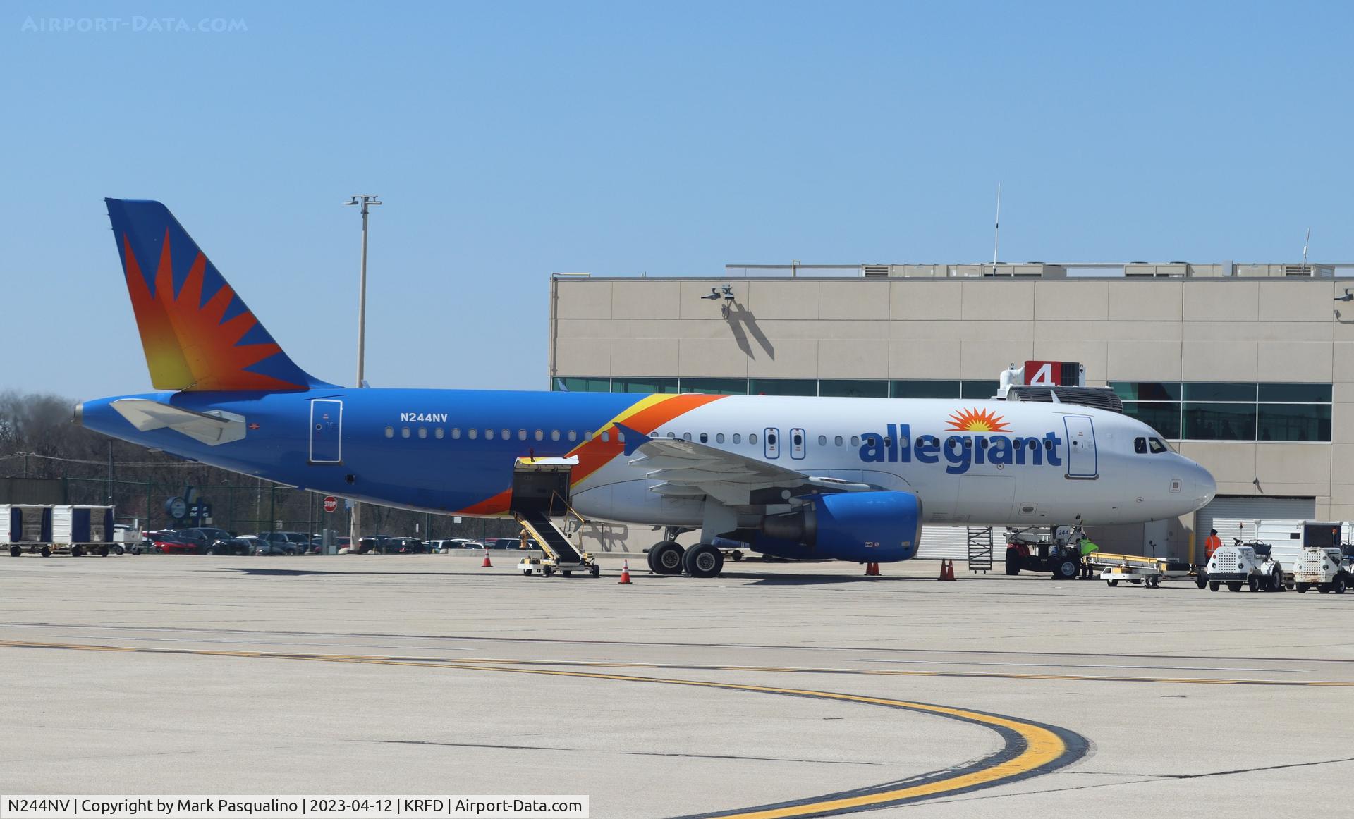 N244NV, 2001 Airbus A320-214 C/N 1430, Airbus A320-214